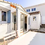 La Maison Du Capitaine - M9111 *