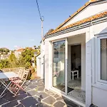 بيت للعطل La Maison Du Capitaine - M9111 بورنيك