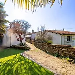بيت للعطل La Maison Du Capitaine - M9111 *